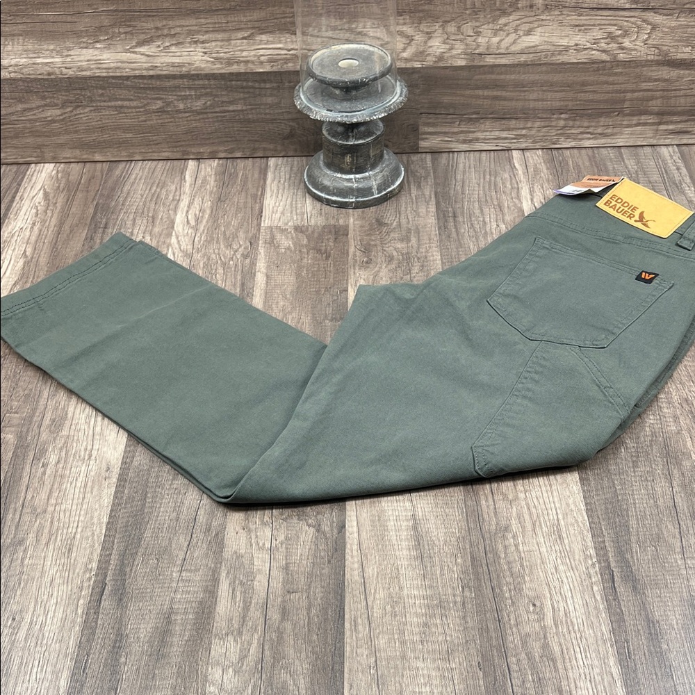 Eddie Bauer olive Green Men’s Utility Pants